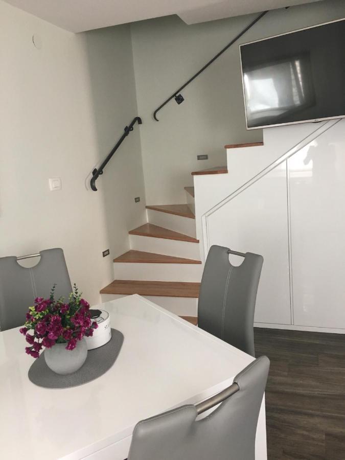 Apartment Ana Arbanasi ザダル エクステリア 写真