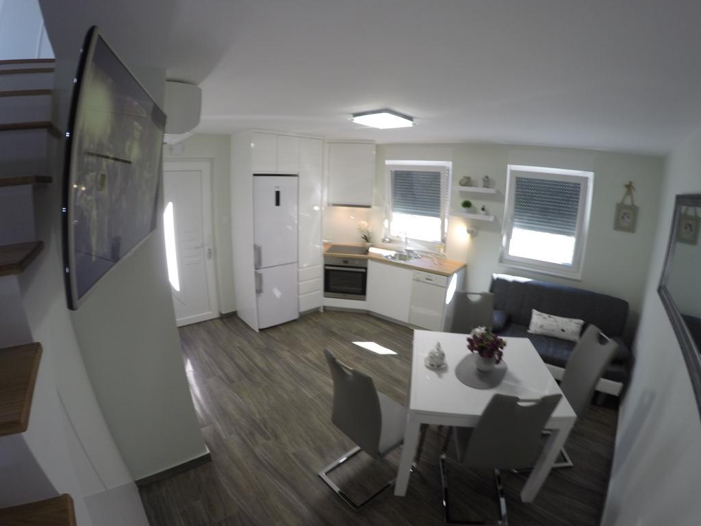 Apartment Ana Arbanasi ザダル エクステリア 写真