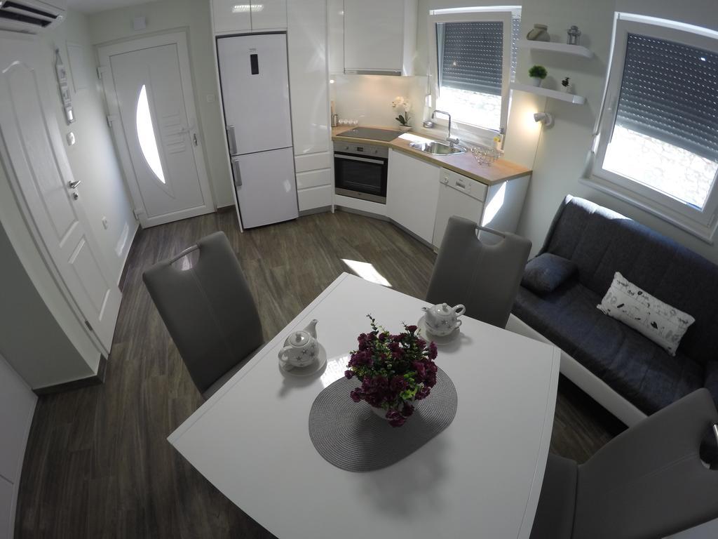 Apartment Ana Arbanasi ザダル エクステリア 写真